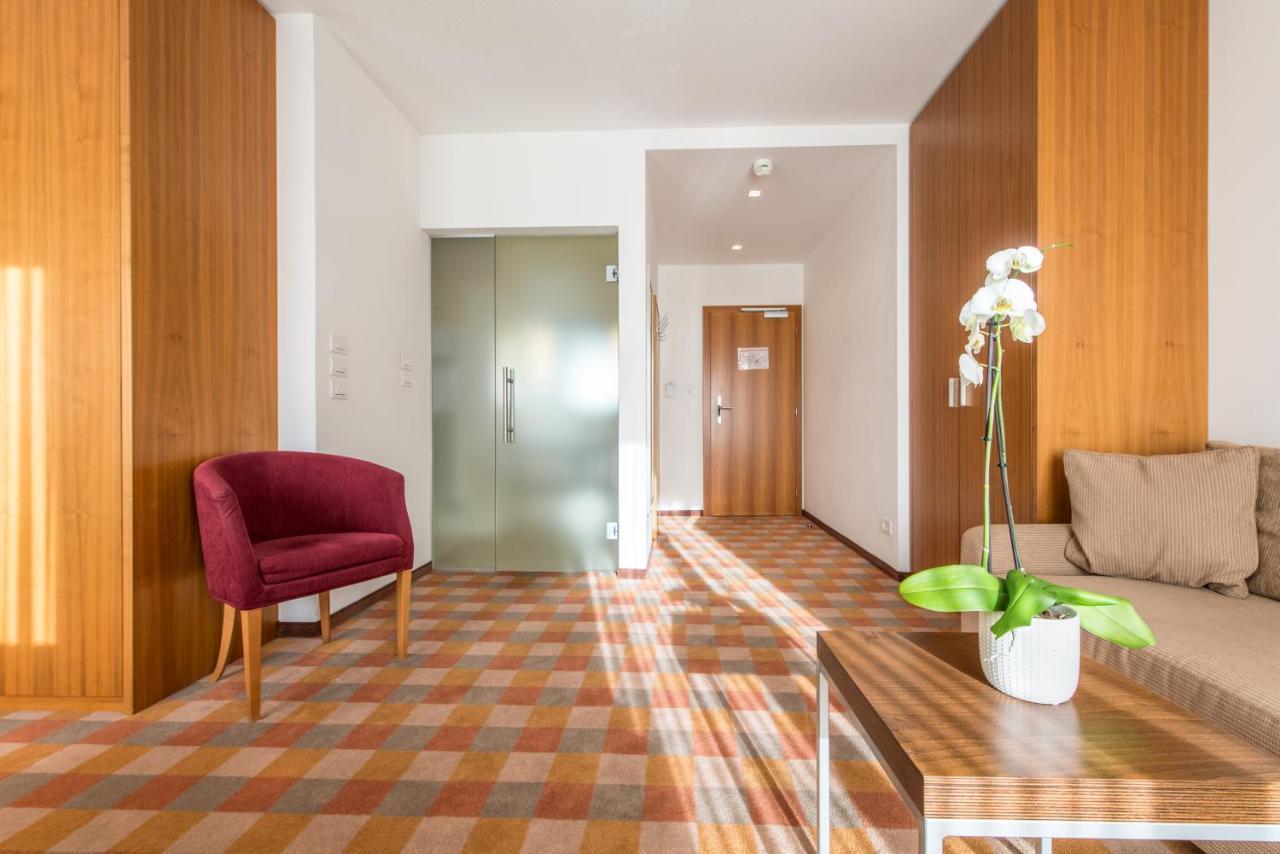 Hotel Tubris Кампо-Турес Экстерьер фото
